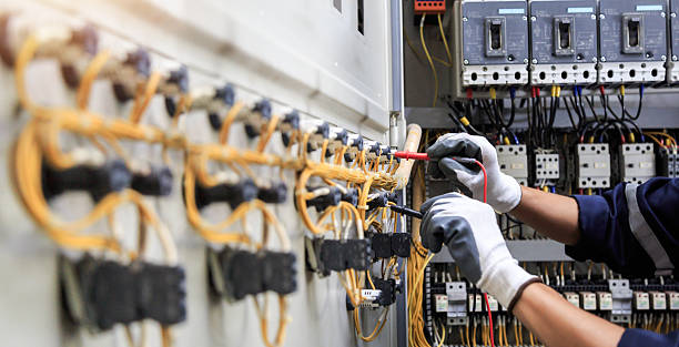 Professional Electrician technician working in Lakeville, MN